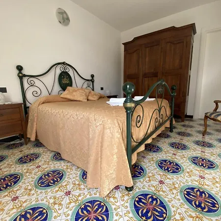 Margherita 3*