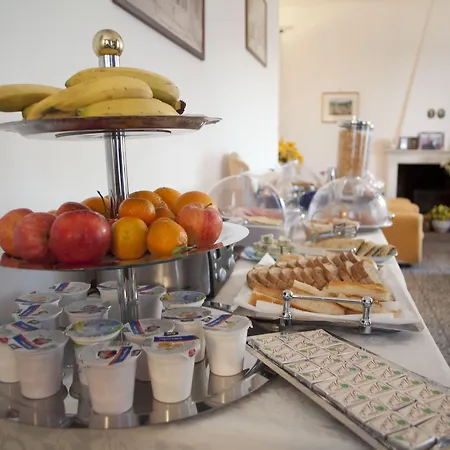 Margherita Hotel 3*