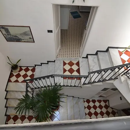 Margherita فندق ليفانتو