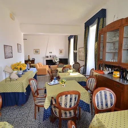 Margherita Hotel 3*
